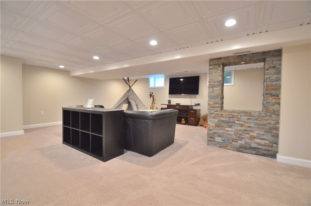 Evans-Sacui 01 - Residential