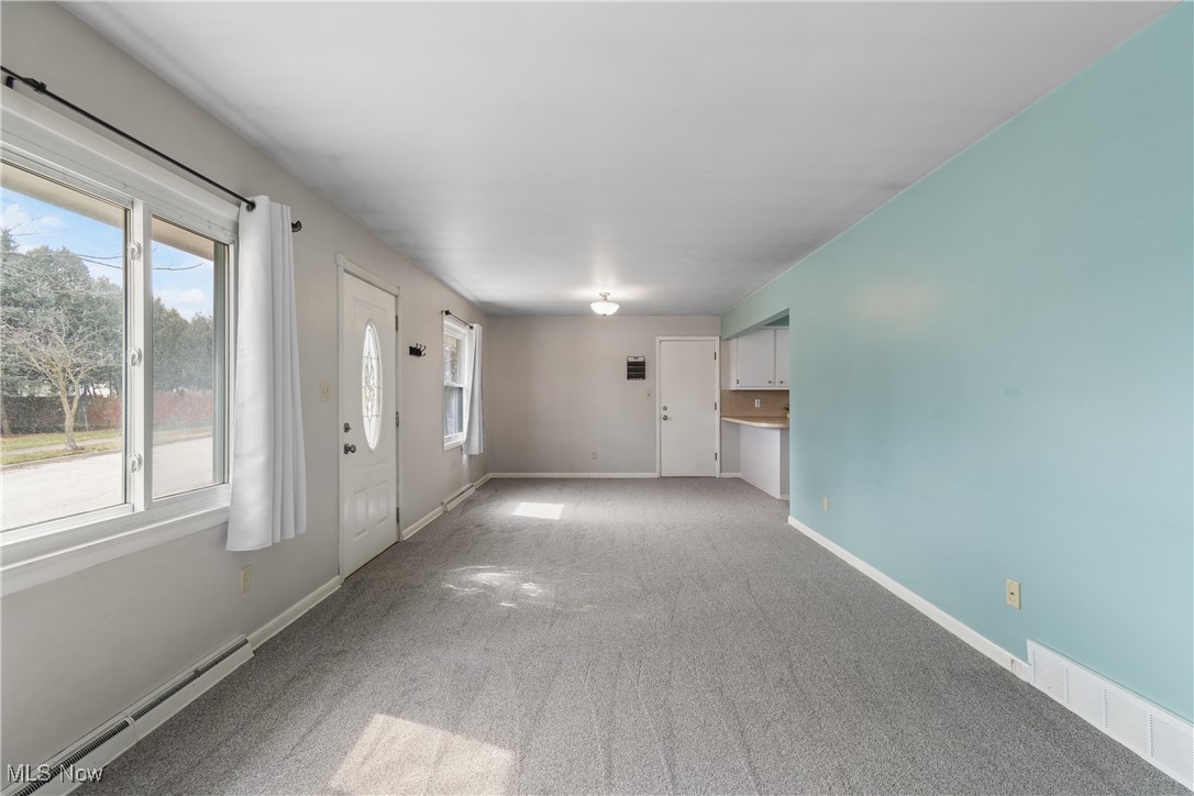 2001 Quayle Drive, Akron, Ohio image 5