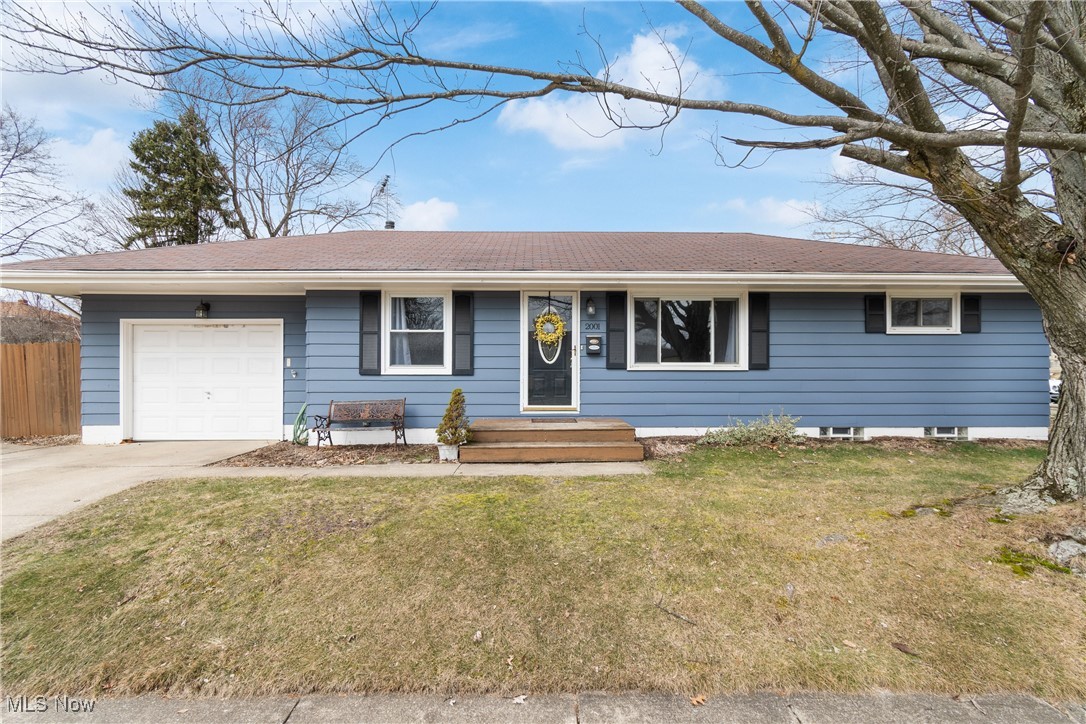 2001 Quayle Drive, Akron, Ohio image 1
