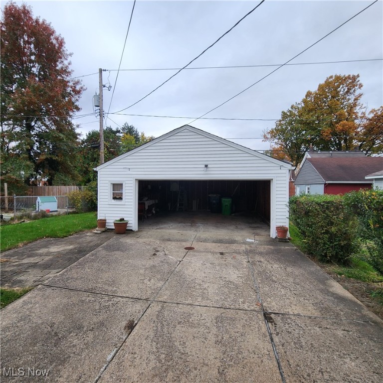 4532 E 126 Street, Garfield Heights, Ohio image 8