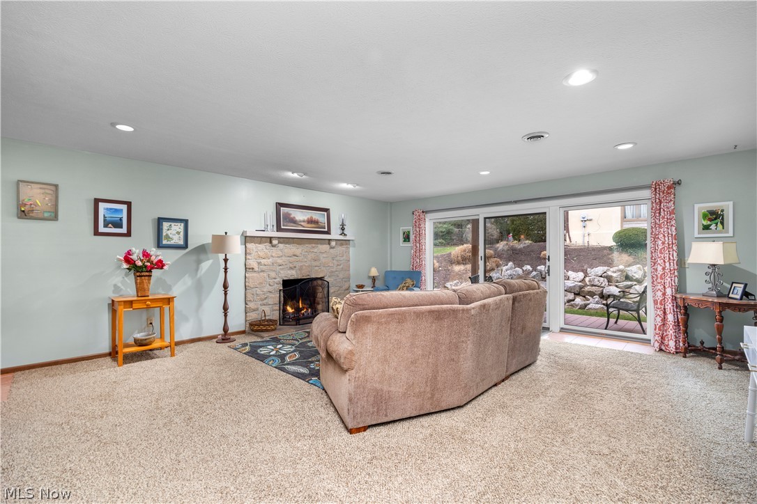 Compass Rose - Residential