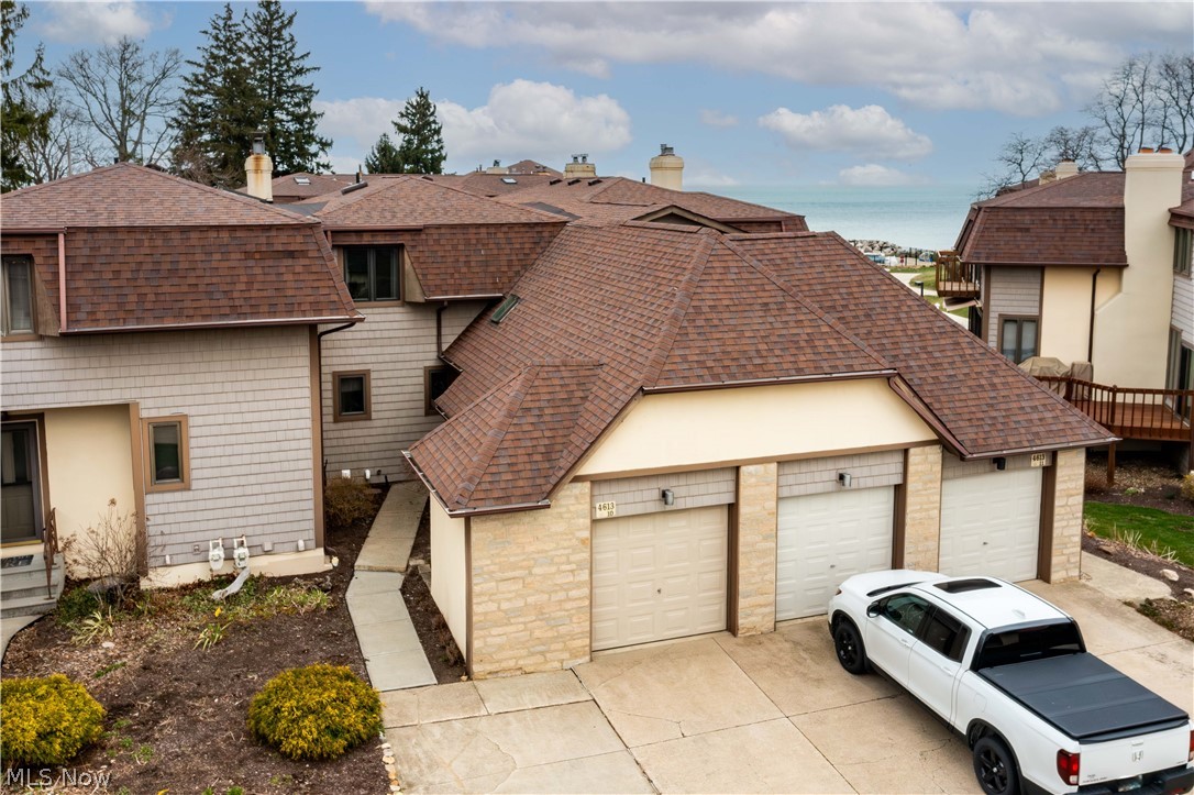 Compass Rose - Residential