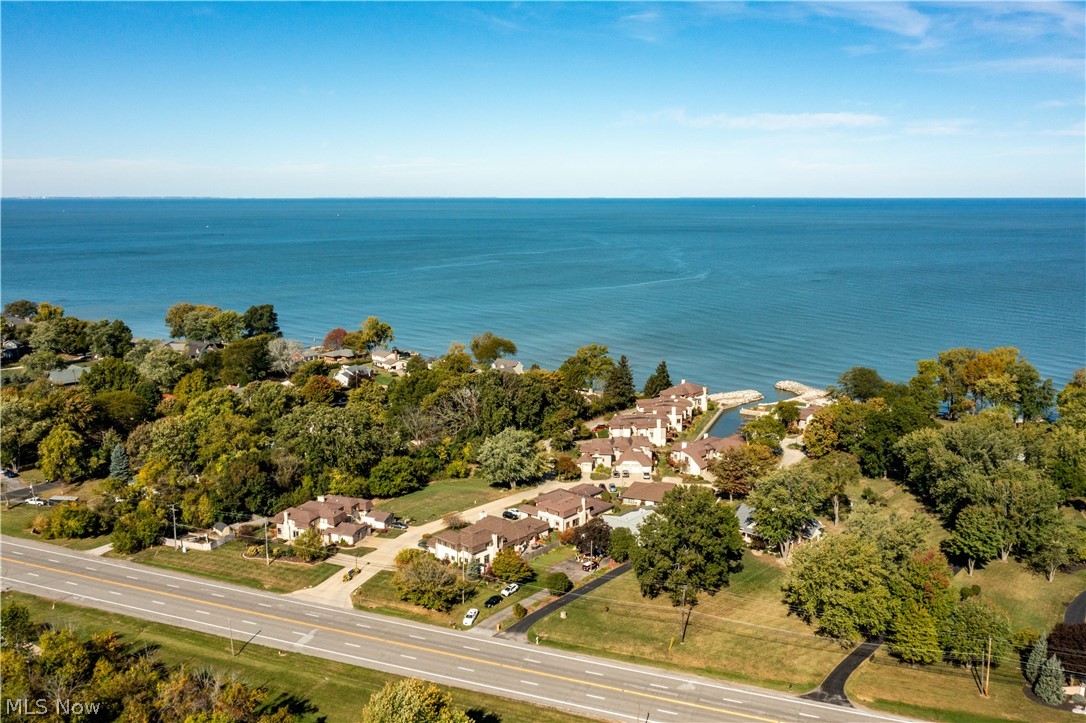 Compass Rose - Residential