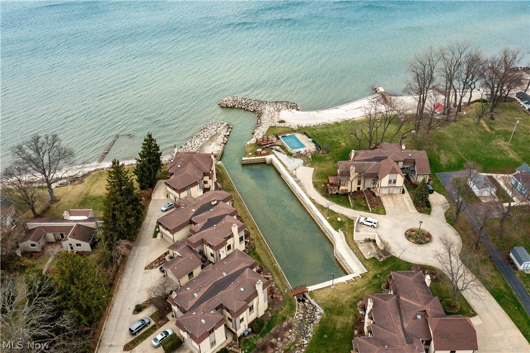 Compass Rose - Residential