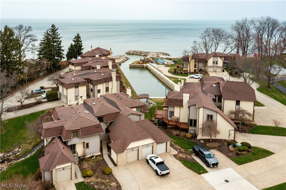 Compass Rose - Residential