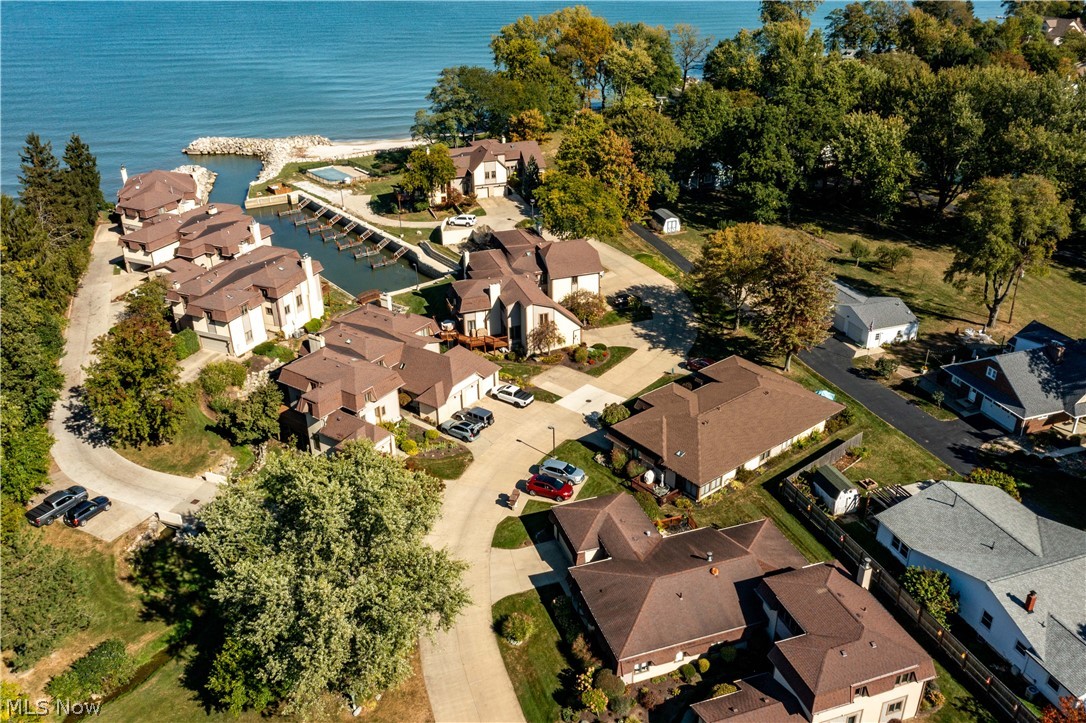 Compass Rose - Residential