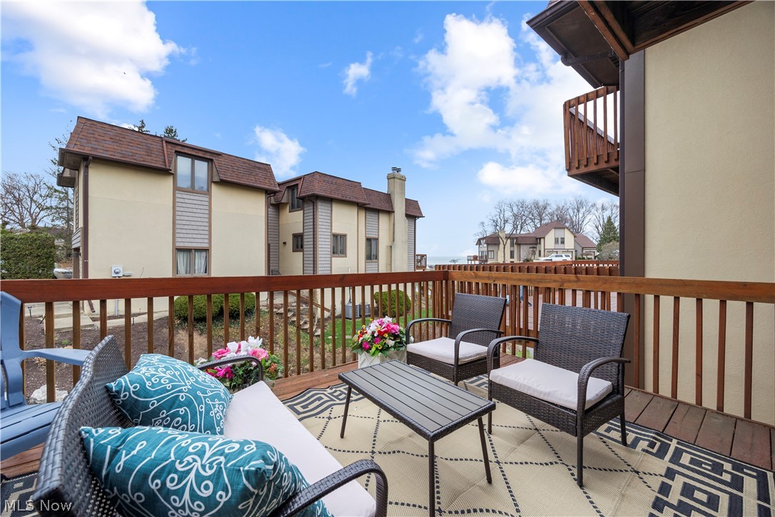 Compass Rose - Residential