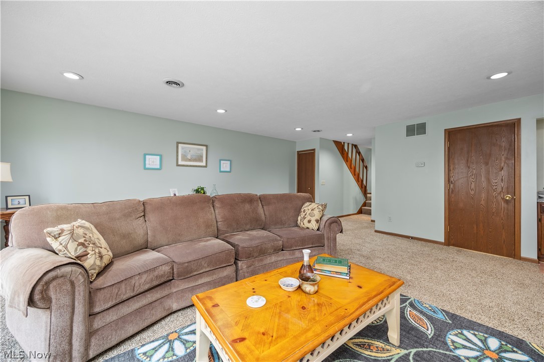 Compass Rose - Residential