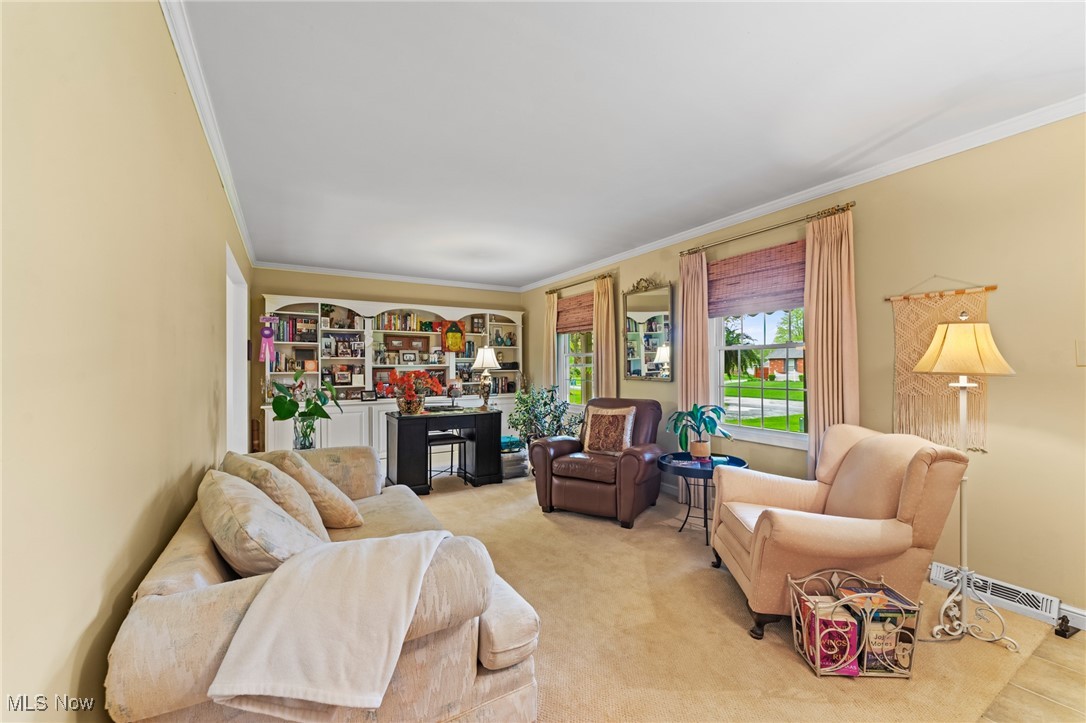 4789 Logan Arms Drive, Girard, Ohio image 12