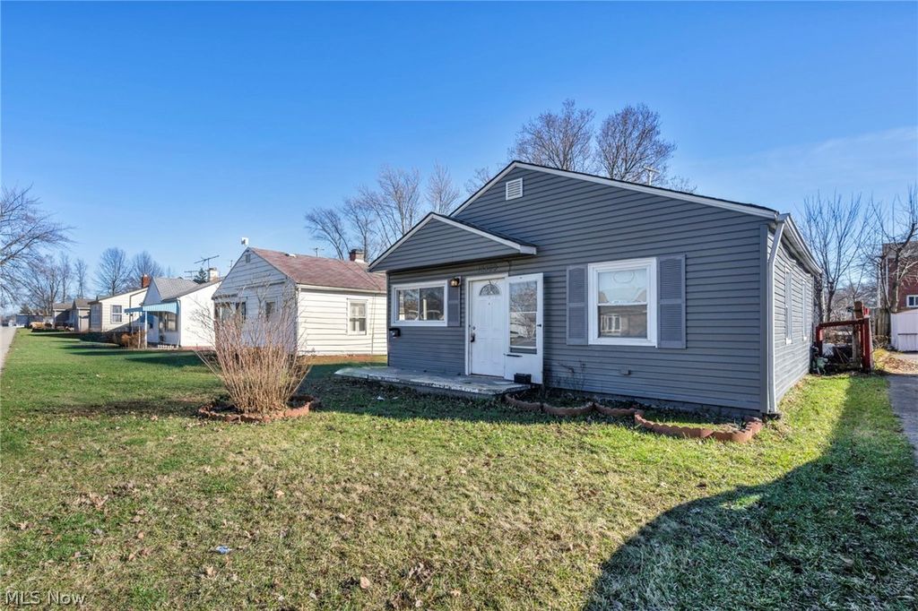 Photo of 12309 Brookfield Avenue, Cleveland, OH 44135 (MLS # 5194803)