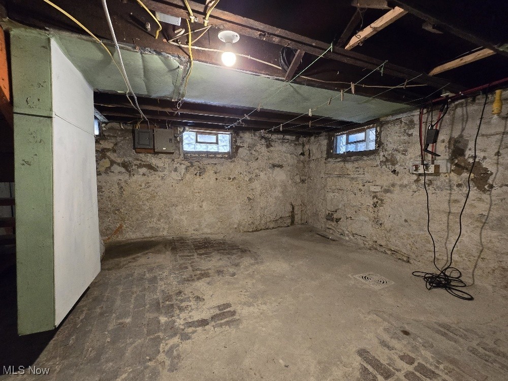 3817 Denison Avenue, Cleveland, Ohio image 33