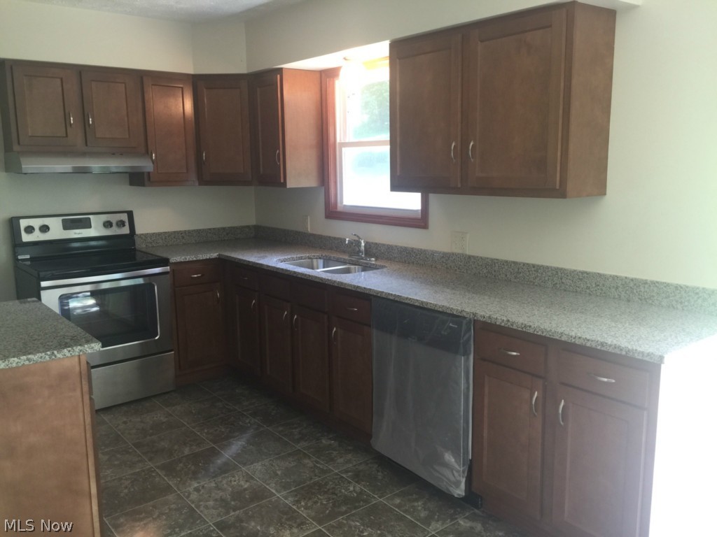 Alpine Vly Estates 1st Add - Residential