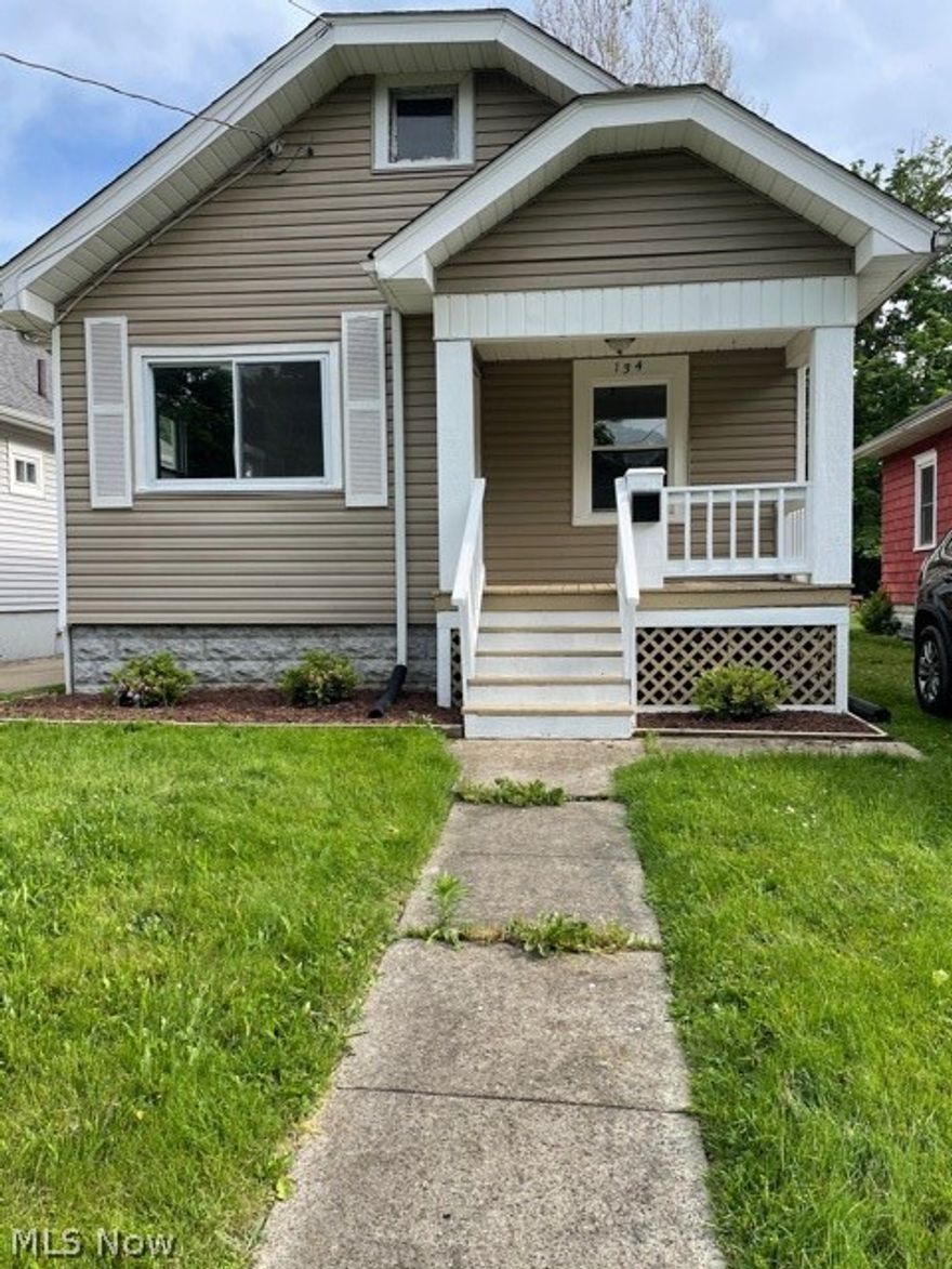Are you interested in OWNING for less than you would pay in rent? Or maybe you are looking for an investment property? Either way- 134 E. Ido Ave. is for you! Many updates and ready to move in! You will NOT find this price anywhere else. Garage is being re-sided to match house. Call today to schedule your showing!