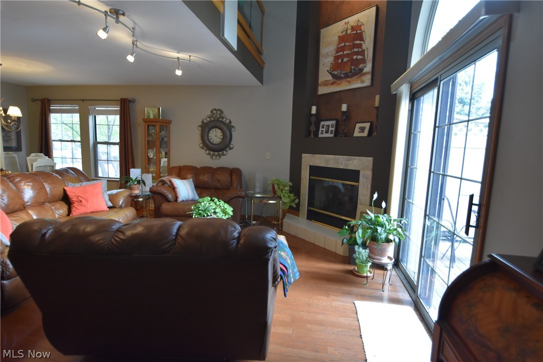 Arrowhead Bay Condos - Residential