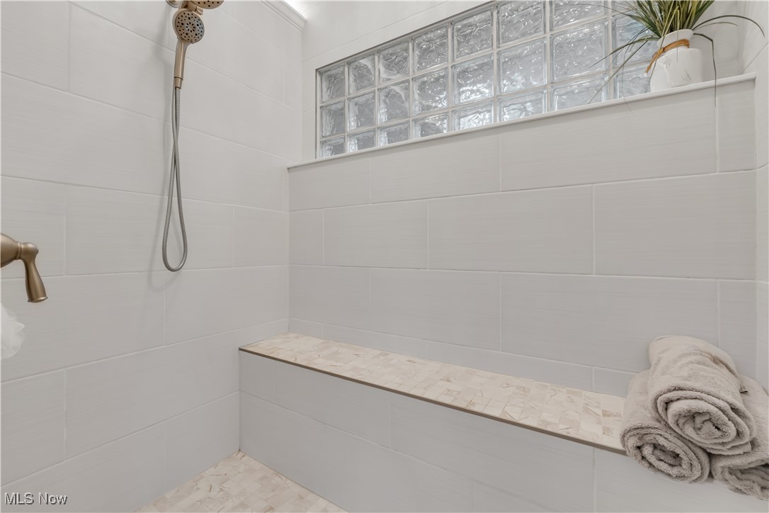 13817 Lakewood Heights Boulevard, Lakewood, Ohio image 36