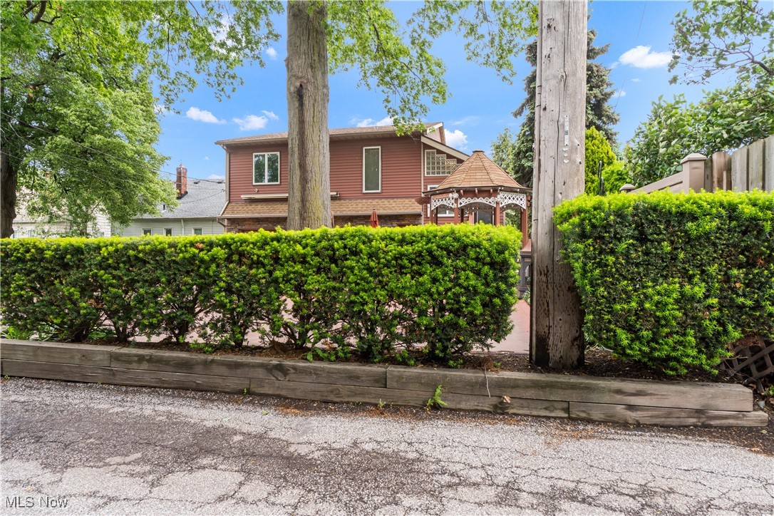 13817 Lakewood Heights Boulevard, Lakewood, Ohio image 44