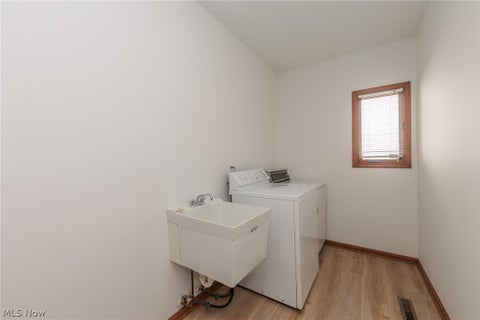 Tiny photo for 6624 Springdale Drive, Middleburg Heights, OH 44130 (MLS # 5254984)