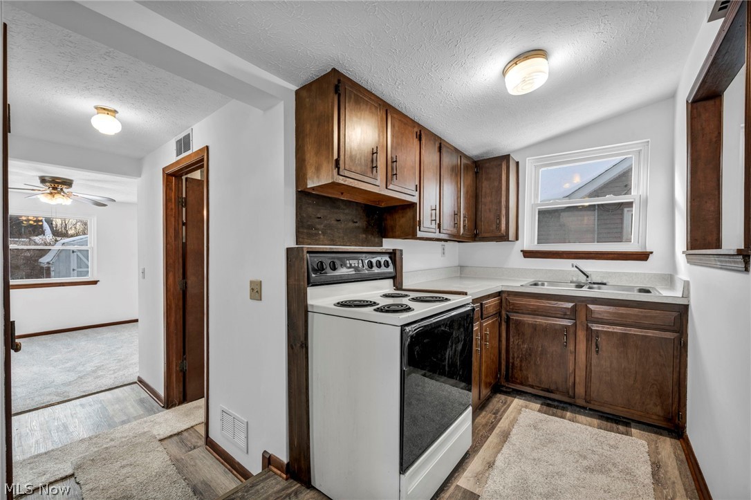 Vineyard Beach - Residential