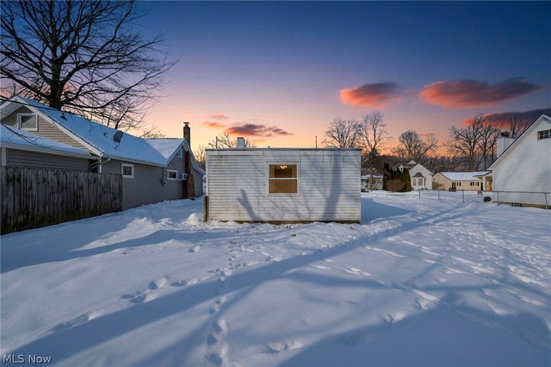 Vineyard Beach - Residential