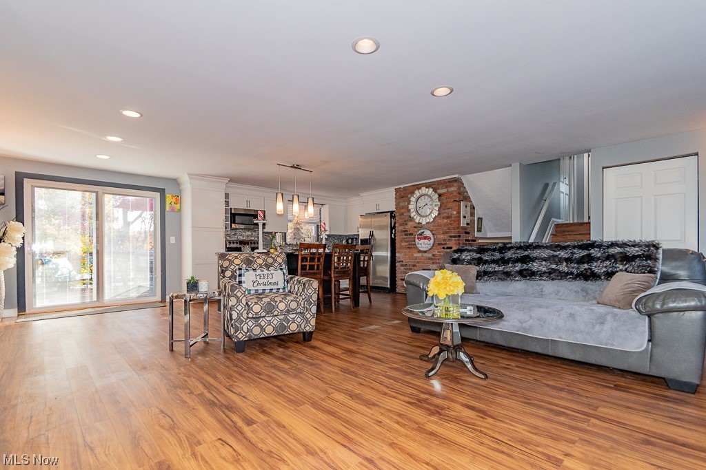 Sunset View - Residential