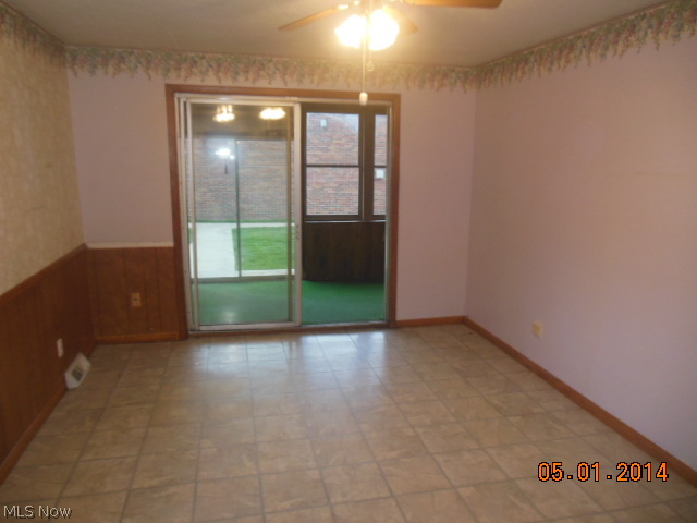 Country Club Condos - Residential