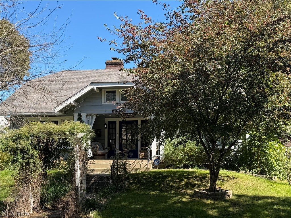 473 S Sunset View Drive