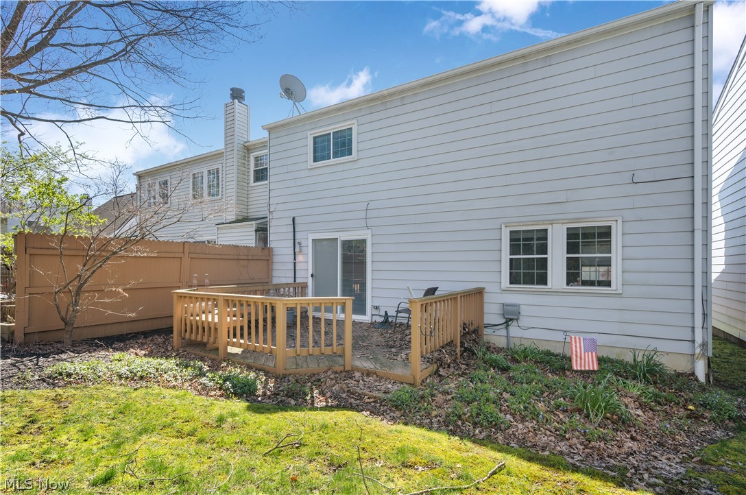 Country Scene Condo - Residential