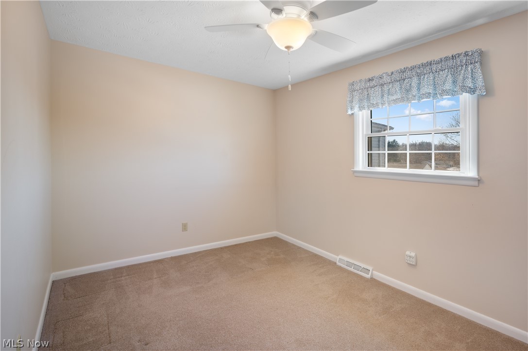 Country Scene Condo - Residential