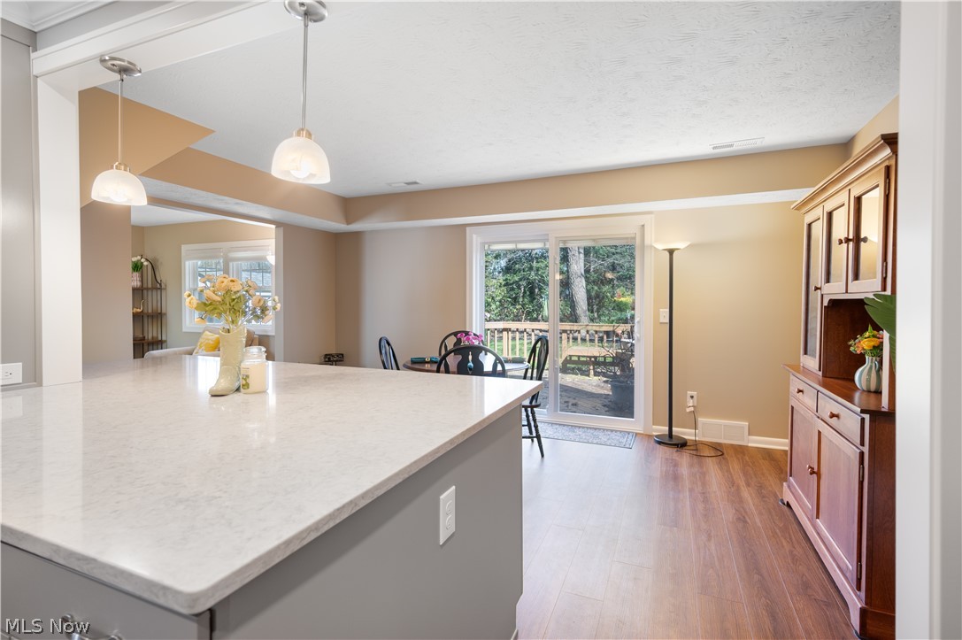 Country Scene Condo - Residential