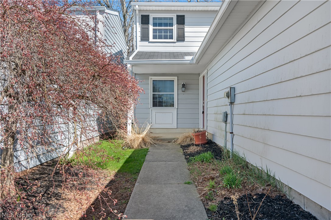 Country Scene Condo - Residential