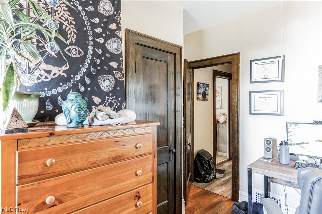 Brooklyn Realty Companys - Residential Income