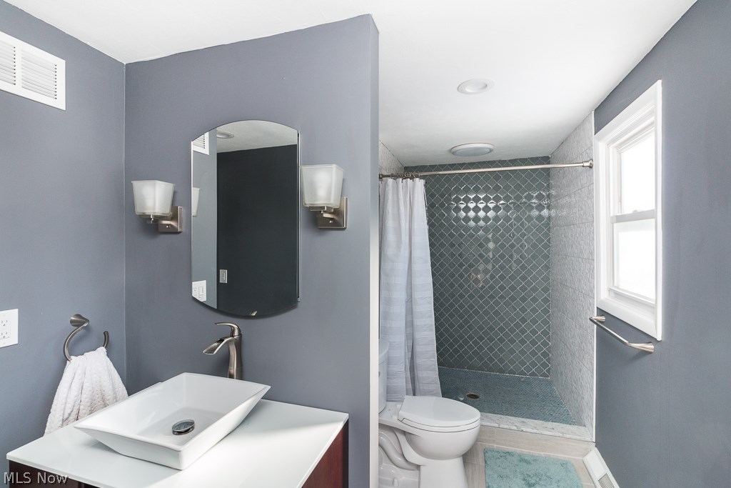 Canterbury Manor - Residential