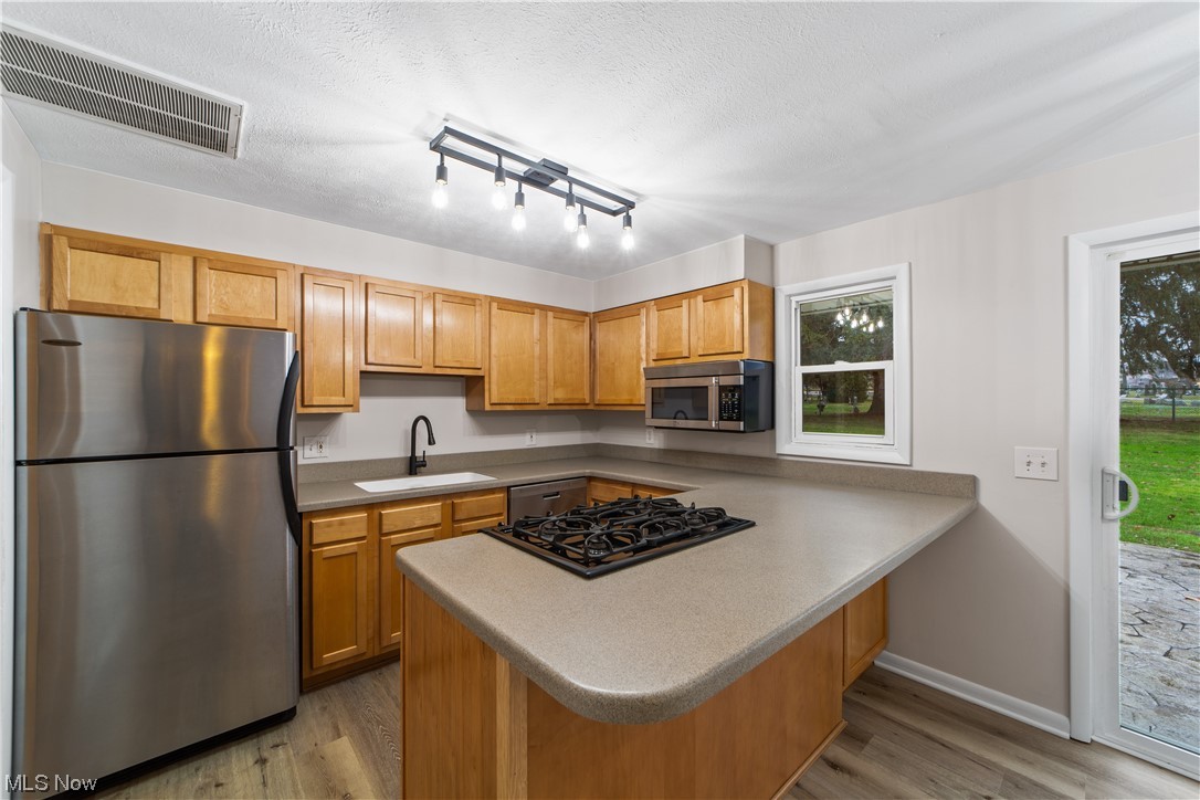 Fkwick Villest - Residential Income