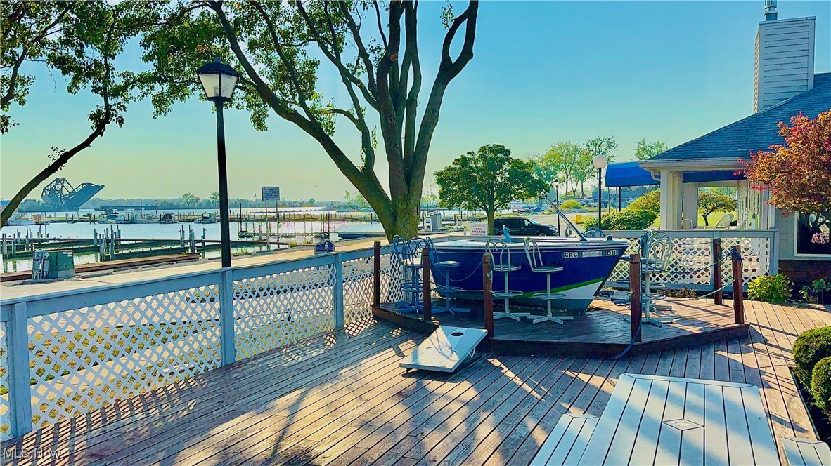 Clinton Reef Club - Residential