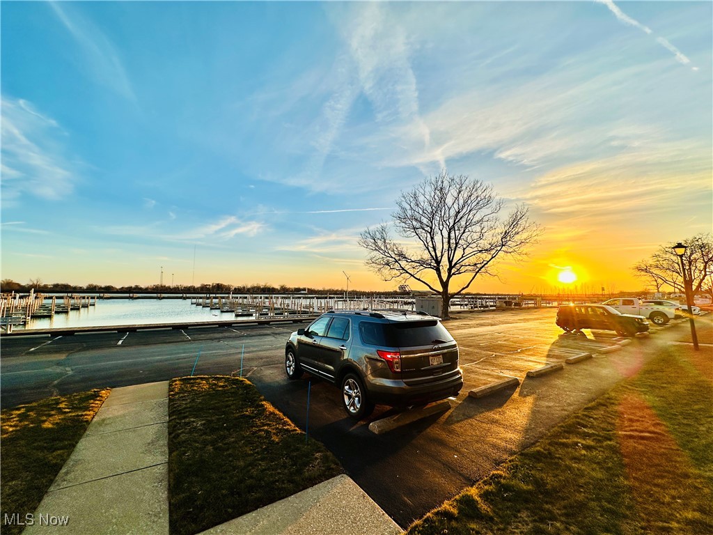 Clinton Reef Club - Residential