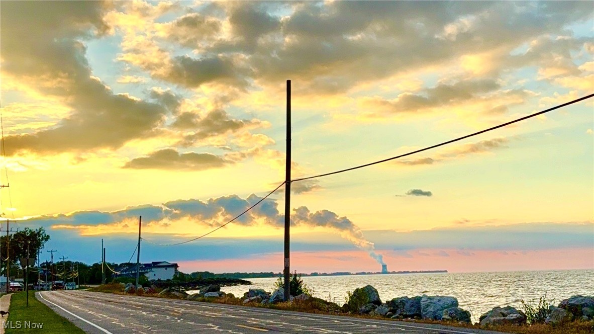 Clinton Reef Club - Residential