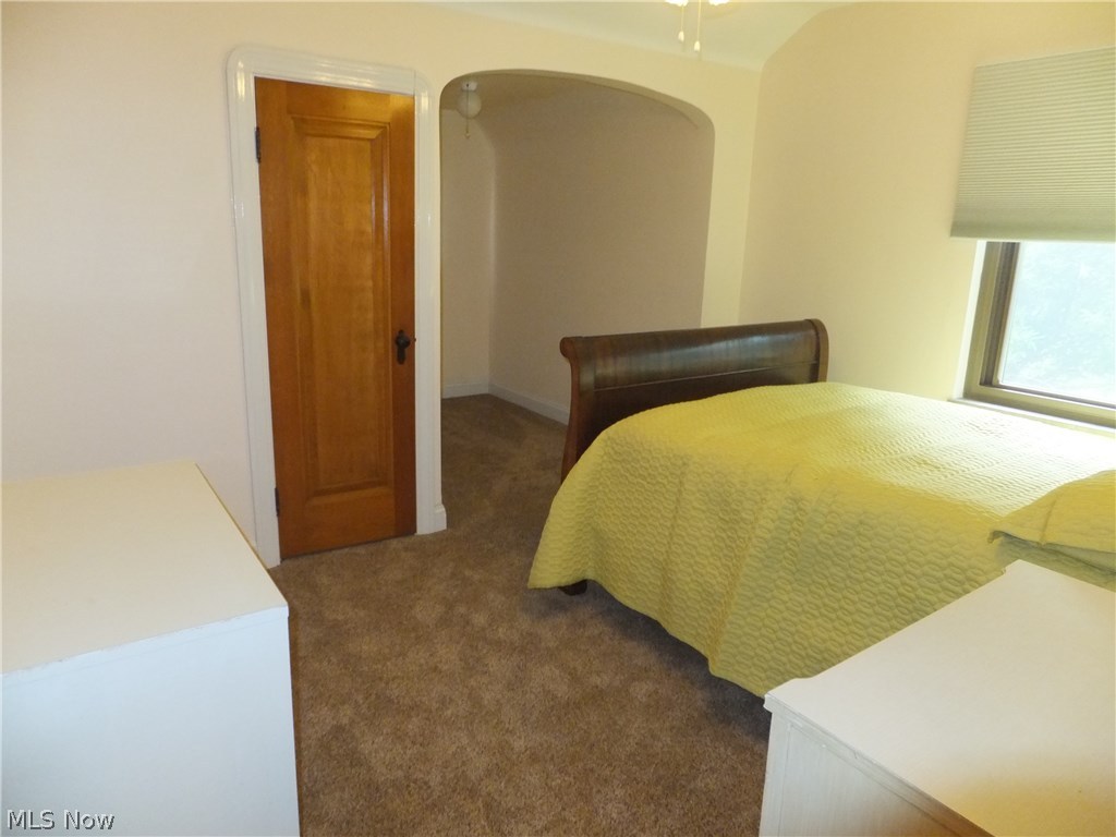 Ridgeview Manor - Residential