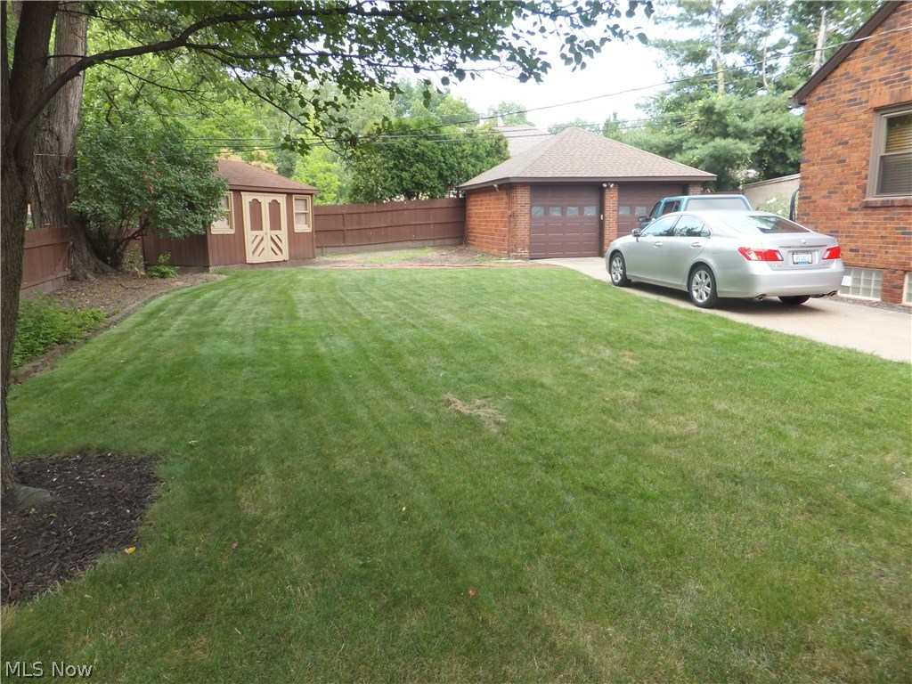 Ridgeview Manor - Residential