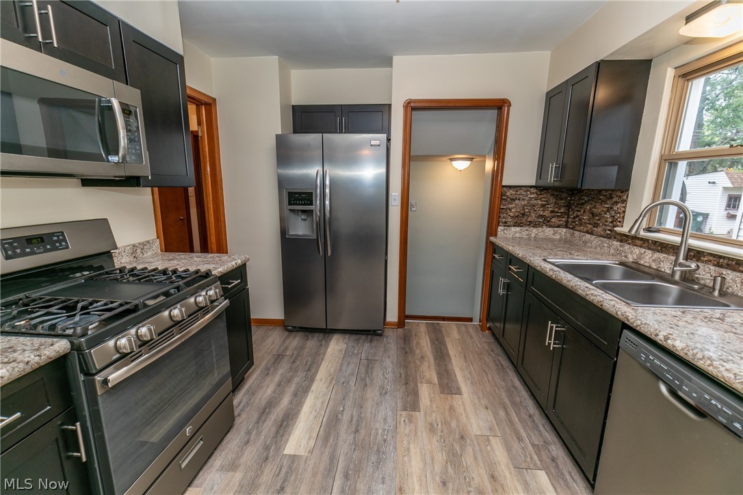 Ridgewood 08 - Residential