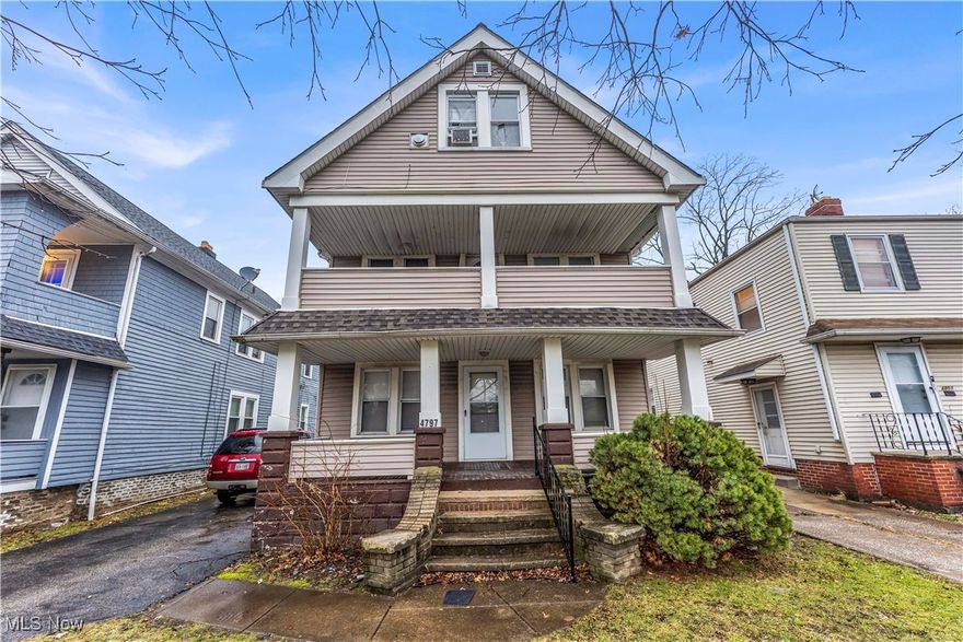 4797 E 84th St | DN, Garfield Heights - Spacious 2-bed 1-bath multi-family home! //

$ 850 rent / $ 850 deposit //
$55 application fee per adult //
1-2 pets OK in this unit. After application pre-approval, a PetScreening is required for any animals to proceed with one of our properties; a PetScreening affidavit is still required if you have no pets. (Some breed restrictions apply per HUD guidelines). //
NO SMOKING //
1 time $139 non-refundable set up fee paid at lease signing //

$35/month required resident benefit package; can include personal property/liability insurance for an additional $10/month for $45/month total. //

After application Pre-Approval 1 applicant per household application is required to fill out a PetScreening application before being about to proceed with placing a Reservation Fee for one of our properties.  You will receive a pre-approval for your application and in order to proceed, the PetScreening is required. Even if you have NO pets - this application must be filled out. One time, non-refundable pet fee of $250-600 per animal applies to all pets & must be paid before or when you pay your first month rent. (No fee for qualified assistance animals). //

Our application is processed through secure site: Findigs, and they require ID and income verification. Without this, your application will not be processed. They offer 24/7 chat support on their application directly if you have any questions. //

BEDROOMS: 2 //
BATHROOMS: 1 //
APPLIANCES PROVIDED: Fridge //
UTILITIES / RESIDENT RESPONSIBILITY: Resident pays gas and electric and is responsible for snow removal. //

Serious inquiries only.