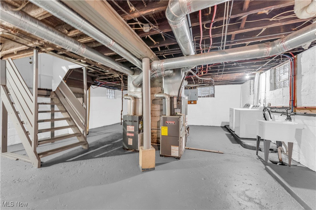 Walton Realty Co Garfield Blvd - Residential Lease