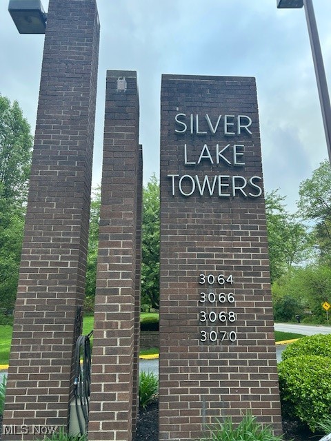3068 Kent Road #211, Stow, Ohio image 2