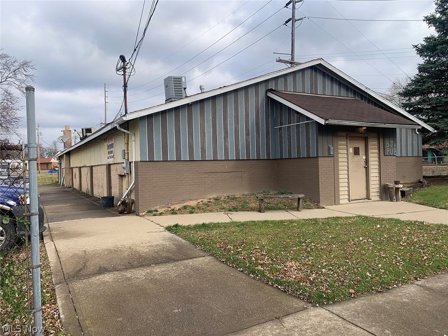 BJ’s Pub & Patio Bar & Grill - Sells As Business With Real Estate & Owned Equipment - .448-Acre Lot – City Utilities – D-5 Liquor License – Lottery – Outdoor Patio – Live Onsite With Online Bidding Available - Seller is retiring. ABSOLUTE AUCTION, all sells to the highest bidder on location. ONLINE AND LIVE ON-SITE BIDDING WILL BEGIN TUESDAY – DECEMBER 27, 2022 – 12:00 PM. 3,336 sq. ft. commercial brick & block building – large corner lot – covered patio – lots of parking – 2 inside bars plus covered patio bar – his & her restrooms – commercial kitchen. Let us show you. Turn-key operation. TERMS ON REAL ESTATE: 10% down auction day, balance due at closing. A 10% buyer’s premium will be added to the highest bid to establish the purchase price. Any desired inspections must be made prior to bidding. All information contained herein was derived from sources believed to be correct. Information is believed to be accurate but not guaranteed.