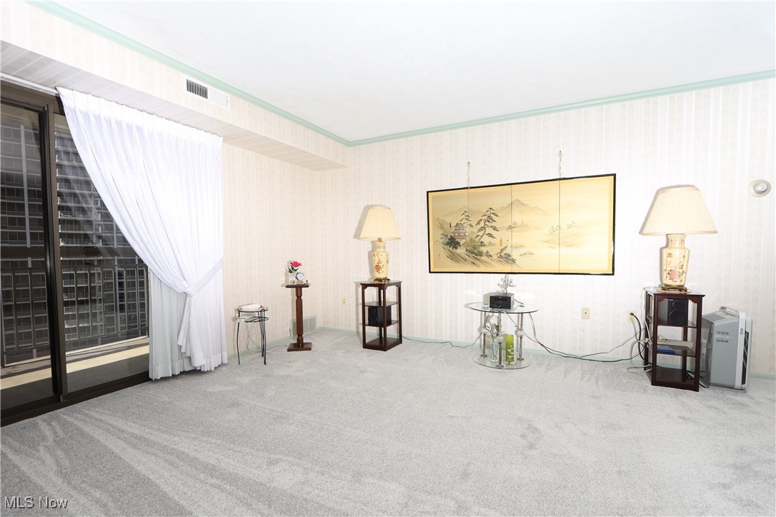 Meridian Condo - Residential