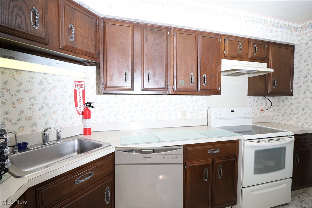 Meridian Condo - Residential