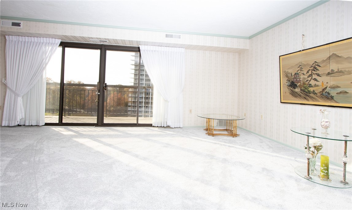 Meridian Condo - Residential