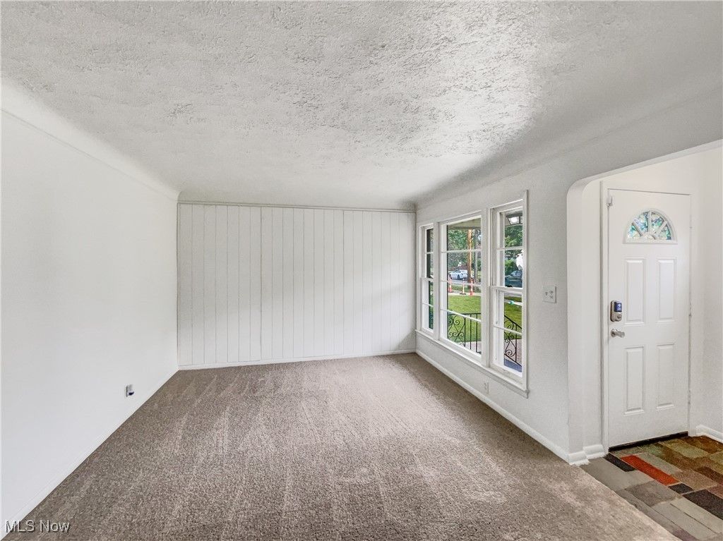 Photo of 24451 Devoe Avenue, Euclid, OH 44123 (MLS # 5168172)