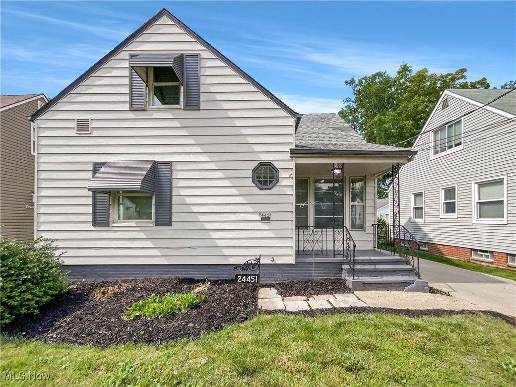 Photo of 24451 Devoe Avenue, Euclid, OH 44123 (MLS # 5168172)