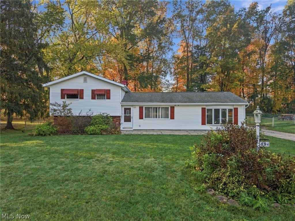 894 Sioux Lane