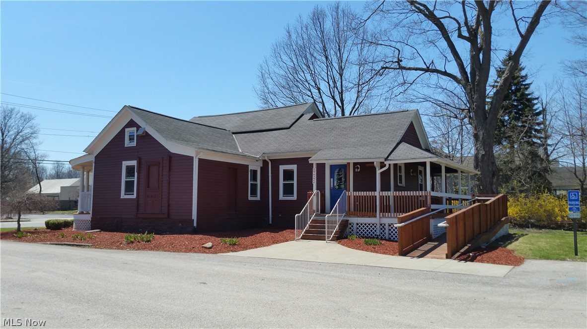 REDUCED! Property is for investment sale only. New one year lease signed starting March 1st, 2019 by antique dealer. Call be details if interested in an investment.